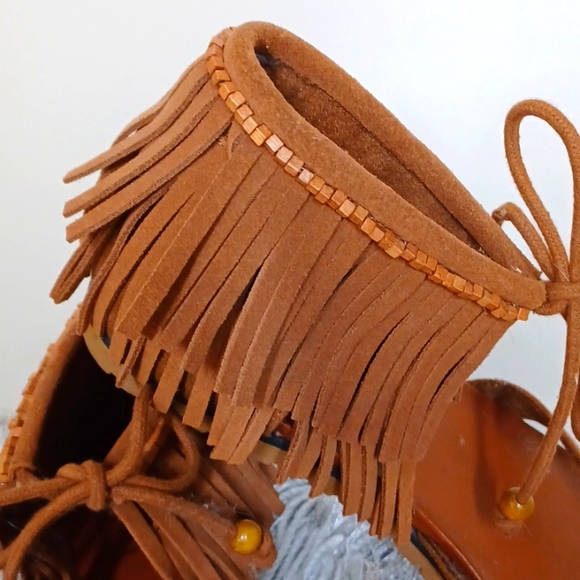 Mia Fringe Sandles - Picture 2 of 4